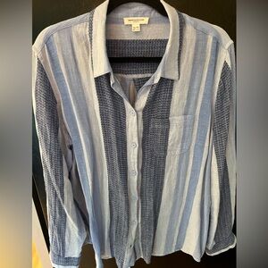 Beachlunchlounge Light Blue Textured Blouse